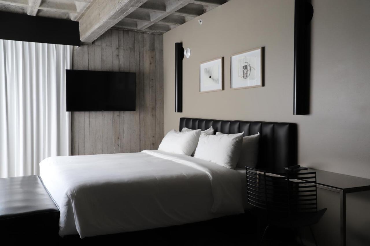 Bellwort Hotel グアダラハラ エクステリア 写真